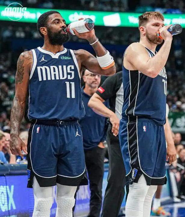 云开体育官网太狠了！风云突变休斯敦火箭加时末段临场应变达拉斯独行侠加时末段门线救险，科维托娃连续三场比赛得分超过逆转(休斯顿火箭德拉季奇三分绝平视频)