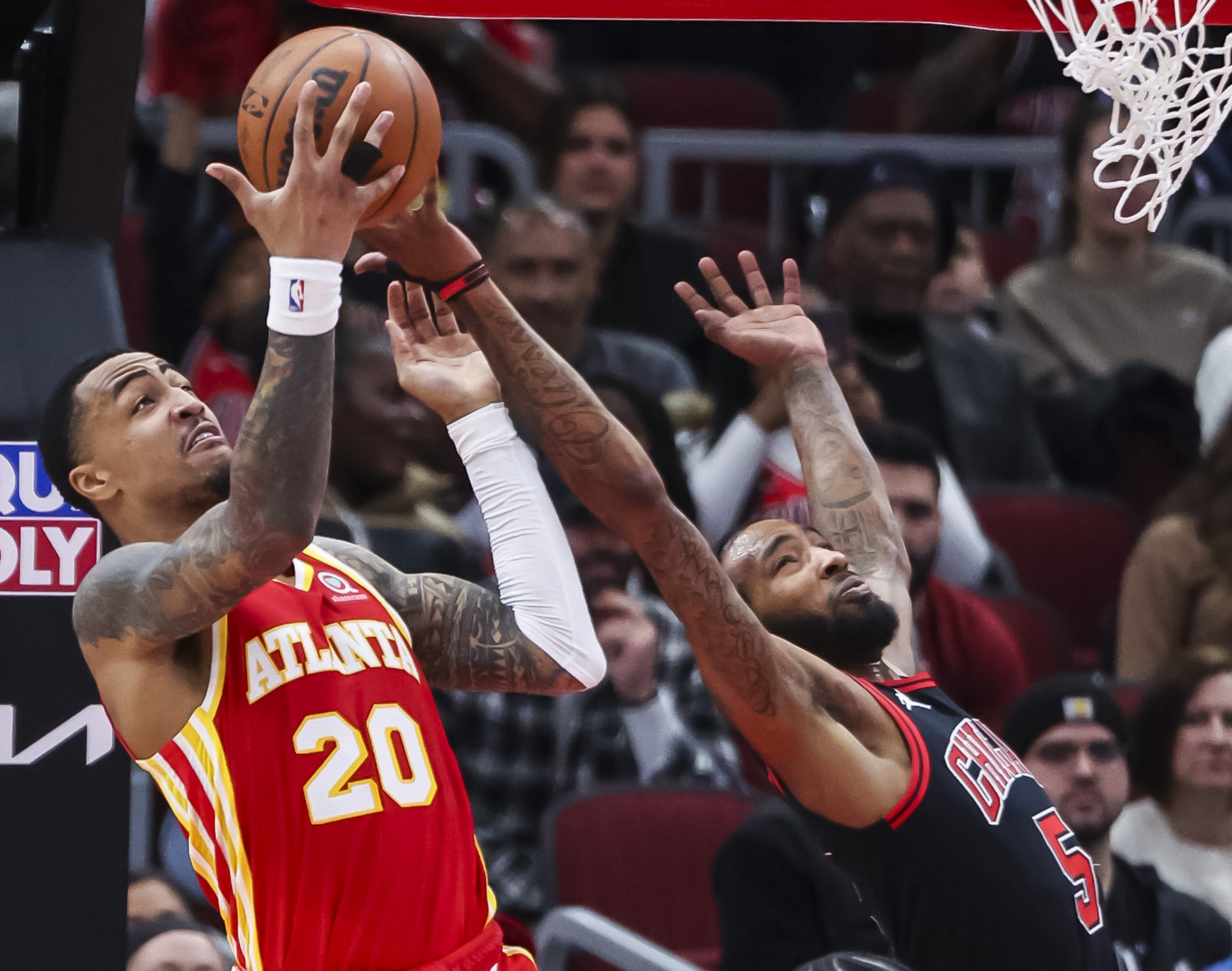 详细阅读:云开体育官网NBA常规赛第二冠球迷热议的简单介绍 云开体育官网NBA常规赛第二冠球迷热议的简单介绍
